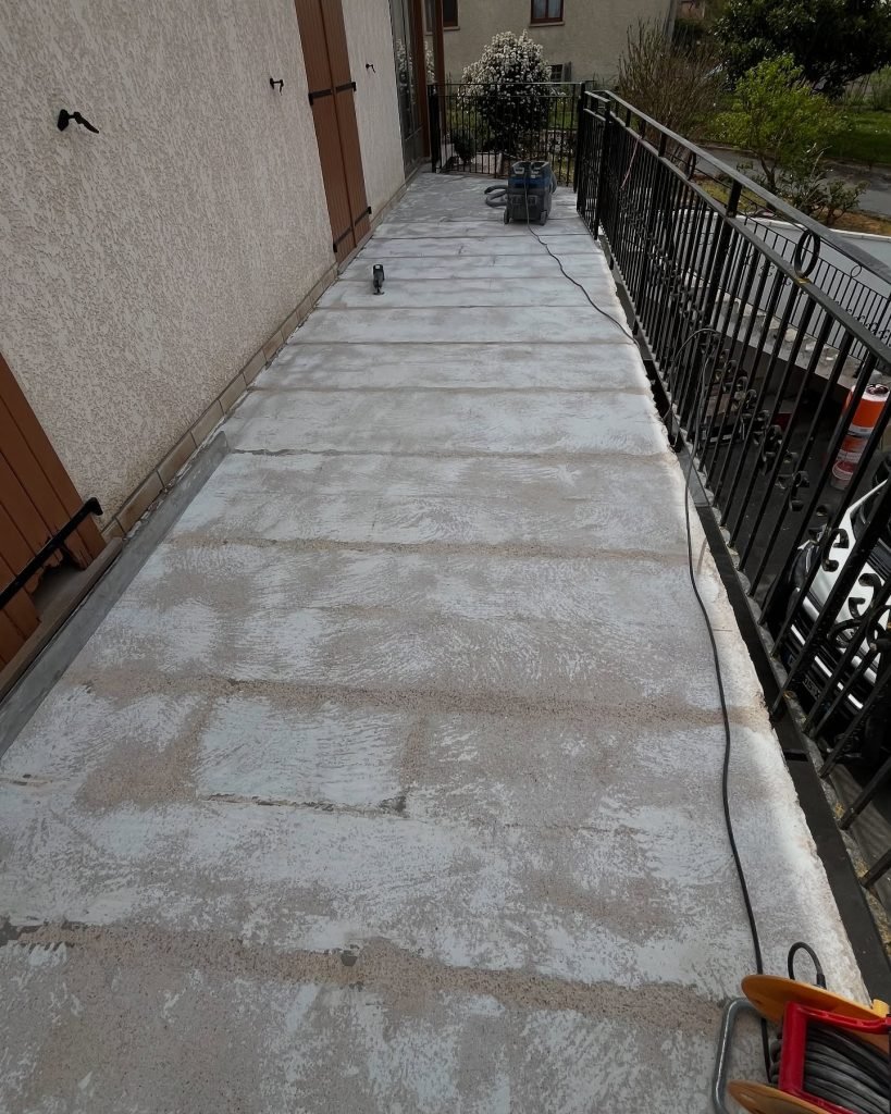 Terrasse exterieure carrelage vue 2